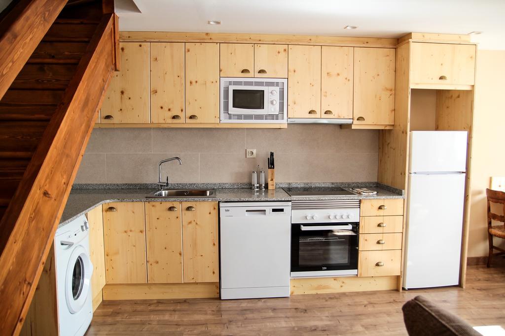 Apartamentos Snoe Mont Romies Salardú Cameră foto